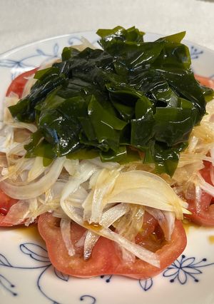 新玉ネギ美味しいトマトとワカメのサラダ-レシピのメイン写真