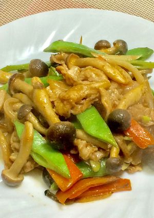 豚肉とブナシメジのピリ辛味噌炒め-レシピのメイン写真