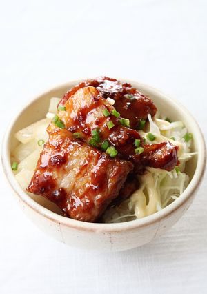 簡単に、ガッツリごはん【味噌豚ばら丼】-レシピのメイン写真