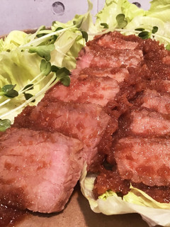 少量の牛肉でローストビーフ-レシピのメイン写真