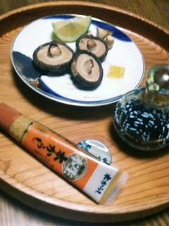 シイタケを魚焼きグリルで(^q^)☺⛄-レシピのメイン写真