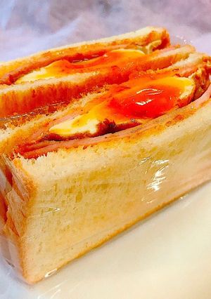 朝食に♪トロトロお好み焼き風サンドイッチ-レシピのメイン写真
