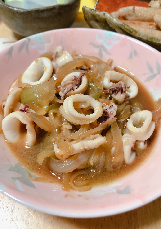簡単！やりいかと玉ねぎのにんにく炒め-レシピのメイン写真