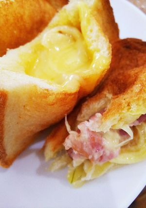 お手軽ベーコンと玉ねぎのポケットサンド-レシピのメイン写真