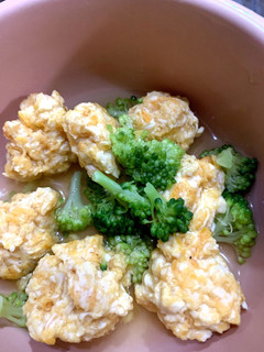 幼児向けささみ鶏団子とブロッコリーの煮物-レシピのメイン写真