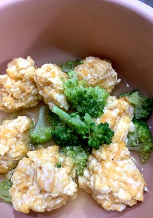 幼児向けささみ鶏団子とブロッコリーの煮物-レシピのメイン写真