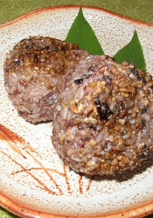 雑穀米で★とろ～りチーズ★焼きおにぎり-レシピのメイン写真