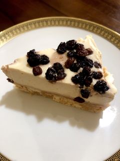 マーマイトを使ってレアヨーグルトケーキ♪-レシピのメイン写真