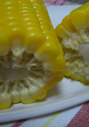 レンジでチン×チン♪あま～いとうもろこし-レシピのメイン写真