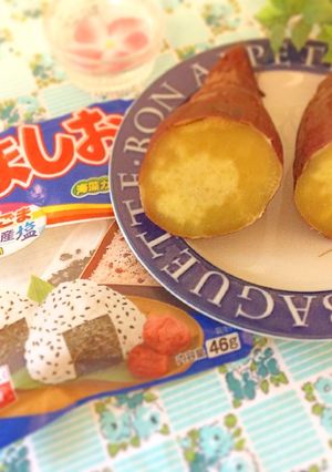 焼き芋をごま塩で食べて下さい♪etc…-レシピのメイン写真