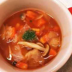 รูปของ 栄養満点☆トマト缶で簡単ミネストローネ風