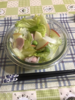 リンゴ入りサラダ-レシピのメイン写真