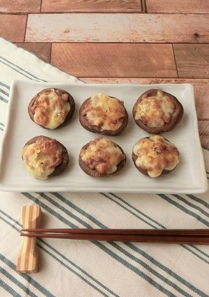 簡単5分★椎茸の納豆味噌チーズ焼き-レシピのメイン写真