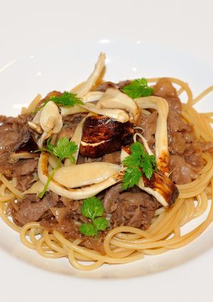 drtomの松茸と牛肉のパスタ-レシピのメイン写真