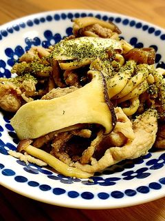 豚肉とキノコのコンソメバター醤油炒め-レシピのメイン写真