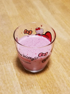 ミックスベリーミルク-レシピのメイン写真