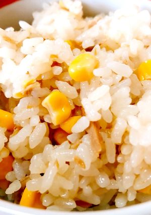 コーン缶で♪コーンとツナの炊き込みご飯-レシピのメイン写真
