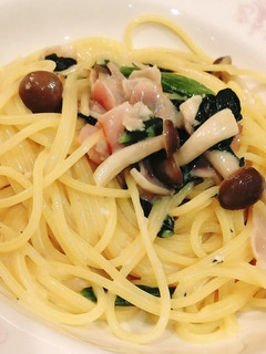 パスタ(牛乳ベーコンほうれん草きのこ類)-レシピのメイン写真