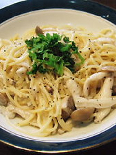 きのこのクリームパスタ アンチョビ風味-レシピのメイン写真