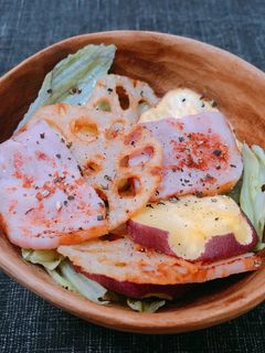さつま芋と蓮根の秋サラダ-レシピのメイン写真