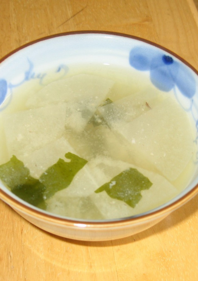 大根とわかめのみそ汁-レシピのメイン写真