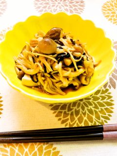 ☺簡単もう一品♪きのこと塩昆布の炒め煮☺-レシピのメイン写真