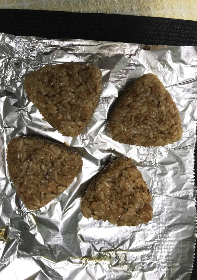 焼きおにぎり(カツオ、揚げ玉)-レシピのメイン写真