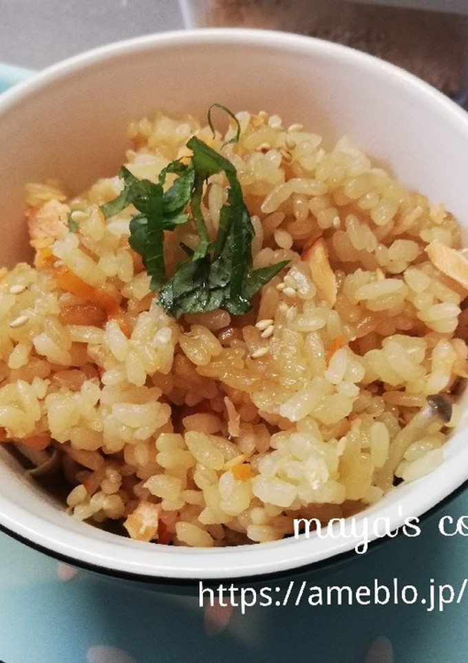 旦那絶賛★塩鮭としめじの炊き込みご飯-レシピのメイン写真