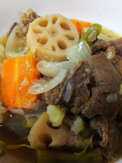 簡単美味・肉じゃがと蓮根の炊き合わせ-レシピのメイン写真