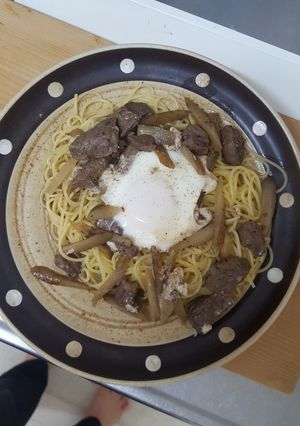 牛肉とゴボウのお月見パスタ-レシピのメイン写真