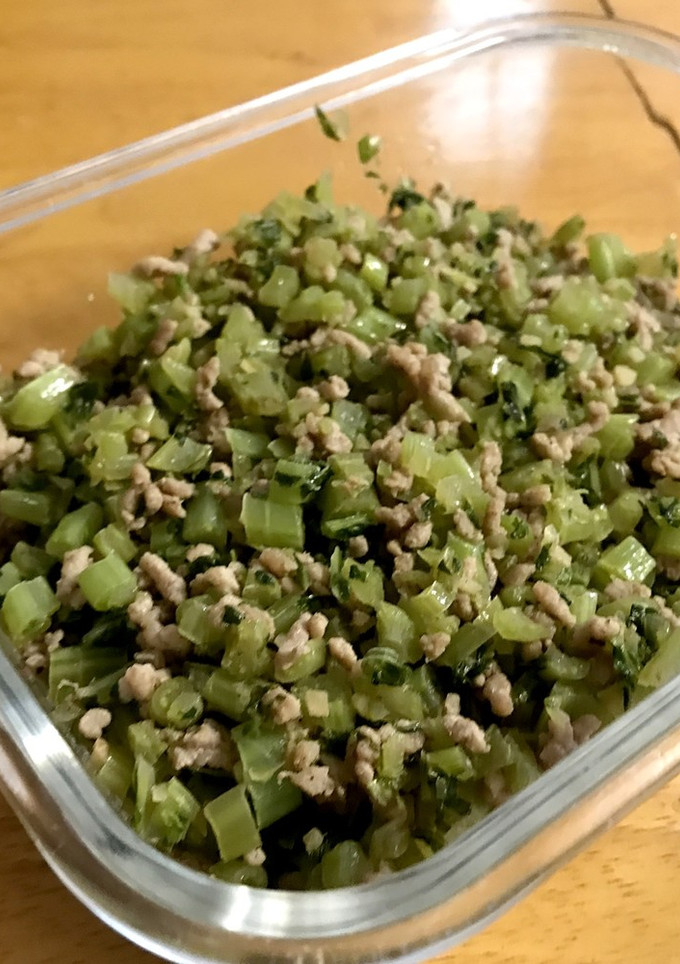 大根の葉消費！大根の茎と挽肉ふりかけ-レシピのメイン写真