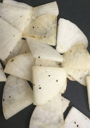 大根のごま油風味炒め-レシピのメイン写真
