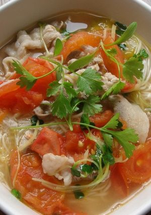 パパッと豚とトマトでエスニックにゅうめん-レシピのメイン写真