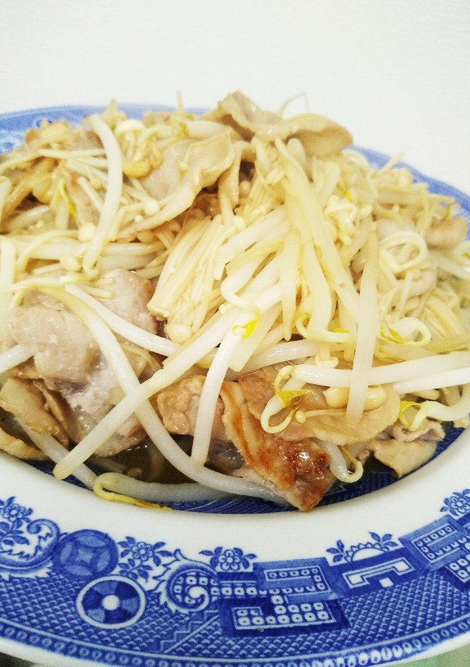 簡単♪もやしえのきと豚バラのバタポン炒め-レシピのメイン写真