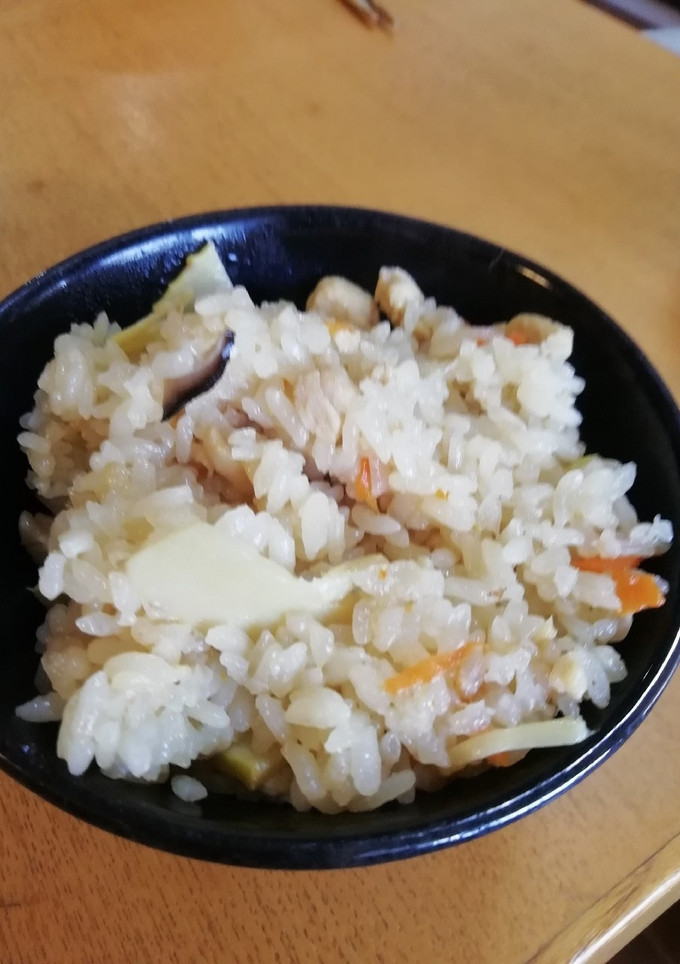 炊飯器で、鶏の炊き込みご飯-レシピのメイン写真