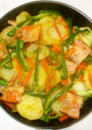 ベーコン野菜のカレー粉炒め♪簡単-レシピのメイン写真