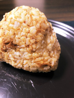 冷えても美味しいチーズおかかおにぎり-レシピのメイン写真