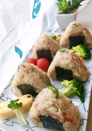 けずり粉で旨味UP☆簡単しっとりおにぎり-レシピのメイン写真
