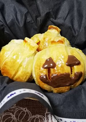 中身ぎっしり☆ぷっくり半立体かぼちゃパイ-レシピのメイン写真