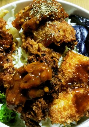 中濃&デミ、2色のソースチキンカツ丼-レシピのメイン写真