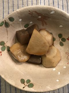 里芋と蒟蒻の煮物-レシピのメイン写真