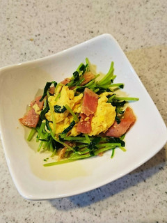 豆苗と卵ベーコンのバター醤油炒め-レシピのメイン写真
