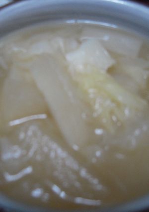 玉ねぎと大根とキャベツのコンソメスープ-レシピのメイン写真