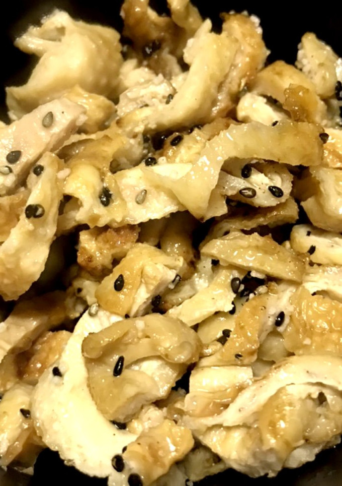 簡単　余った鶏皮で胡麻塩和え-レシピのメイン写真
