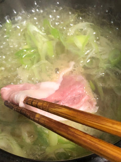 つけダレ不要!味付き出汁の葱しゃぶしゃぶ-レシピのメイン写真