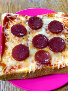 5分で完成♪子供喜ぶ簡単ピザ!朝食にも-レシピのメイン写真