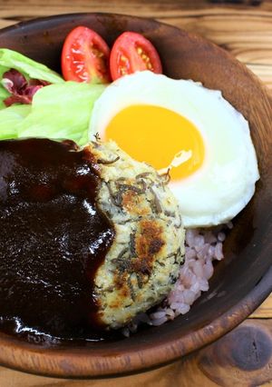 ヘルシー！もずくとおからで作るロコモコ丼-レシピのメイン写真