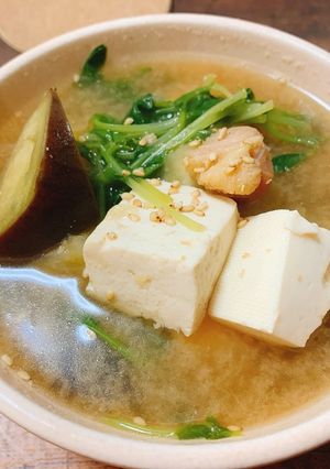 やきとり缶で具沢山味噌汁-レシピのメイン写真