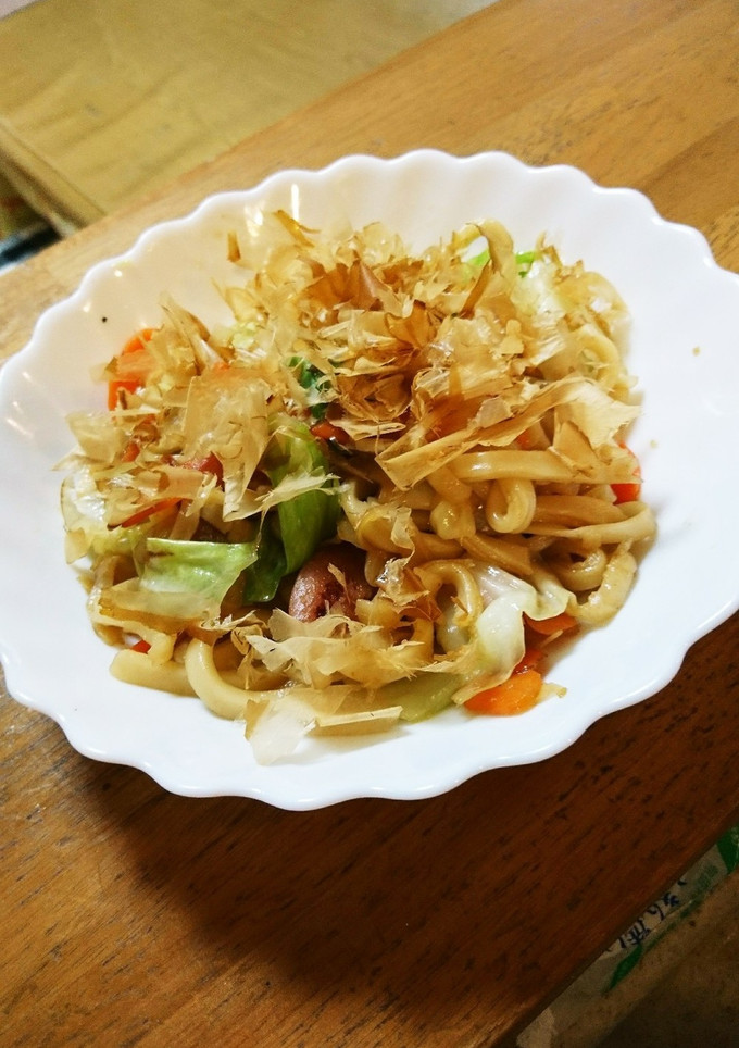 ぱぱっと簡単焼きうどん.｡.:* ♥゛-レシピのメイン写真