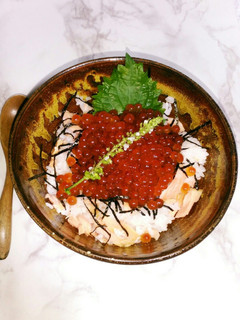 鮭といくらの親子丼(*^ー^)ノ♪-レシピのメイン写真